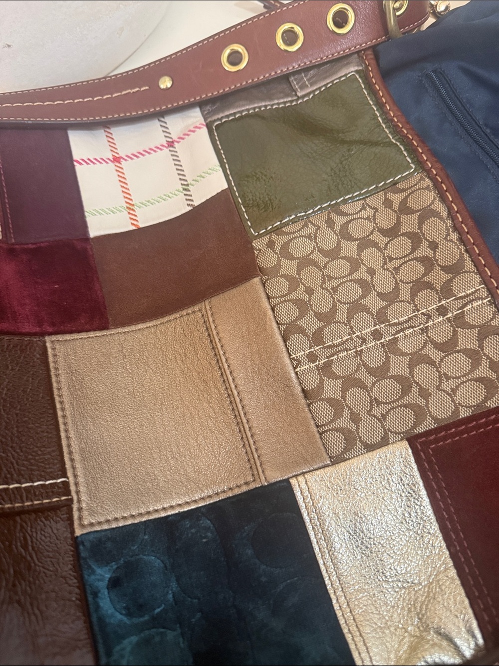 Vintage Coach large Patchwork Leather & Canvas bucket Bag - Picture 11 of 16